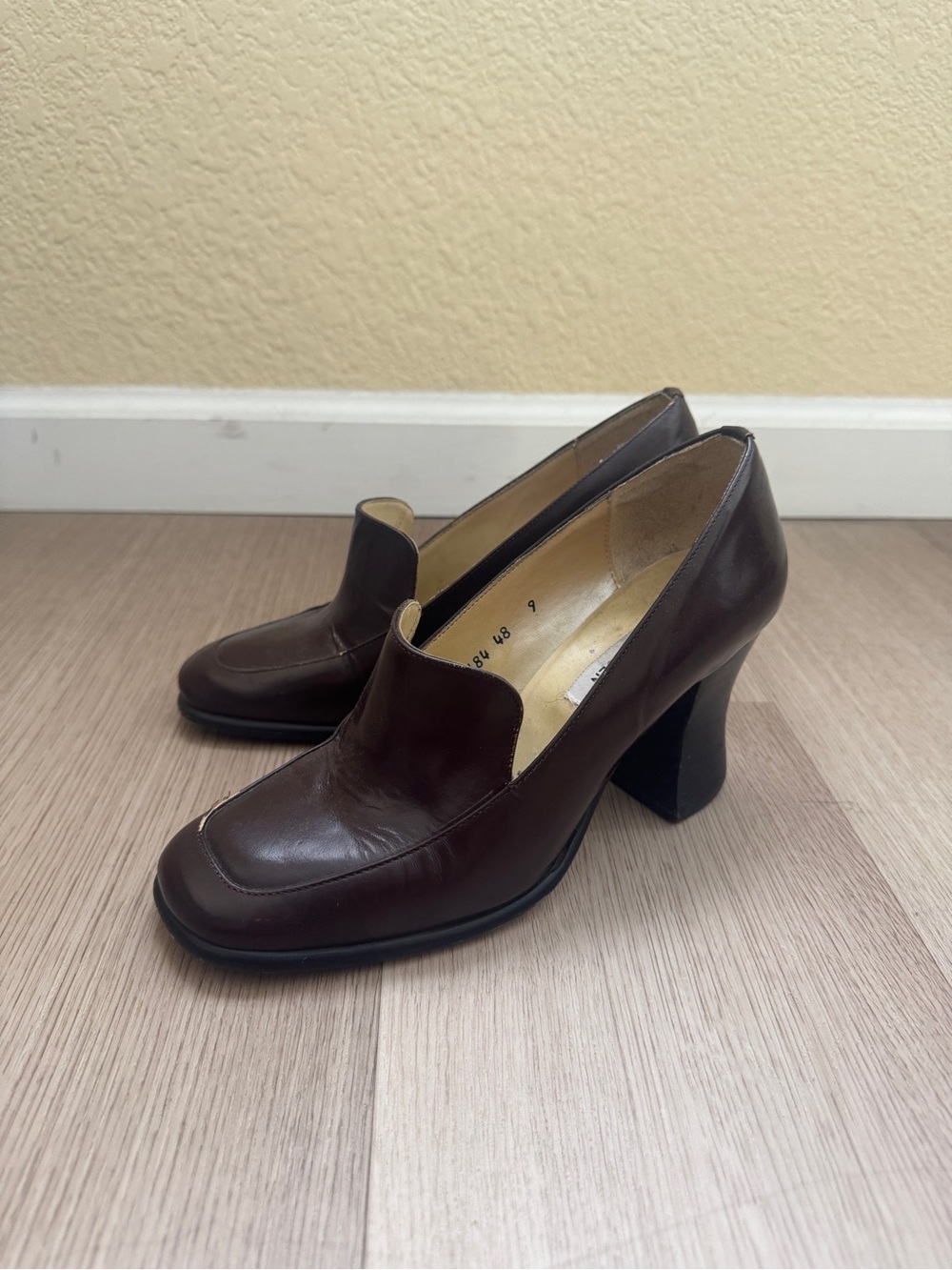 90s Vintage Steve Madden Brown Chunky Heeled Loafers